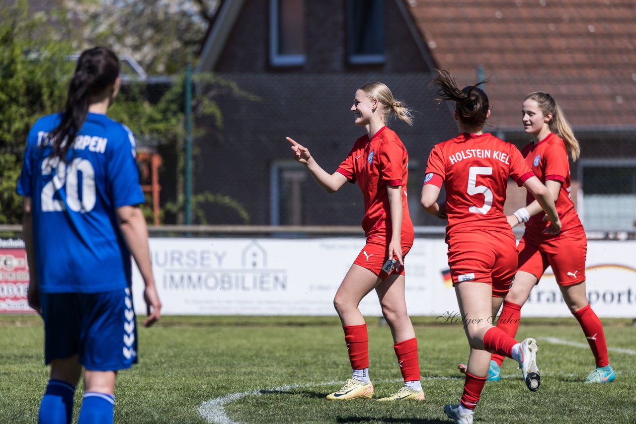 Bild 341 - F TSV Zarpen - Holstein Kiel II : Ergebnis: 2:6